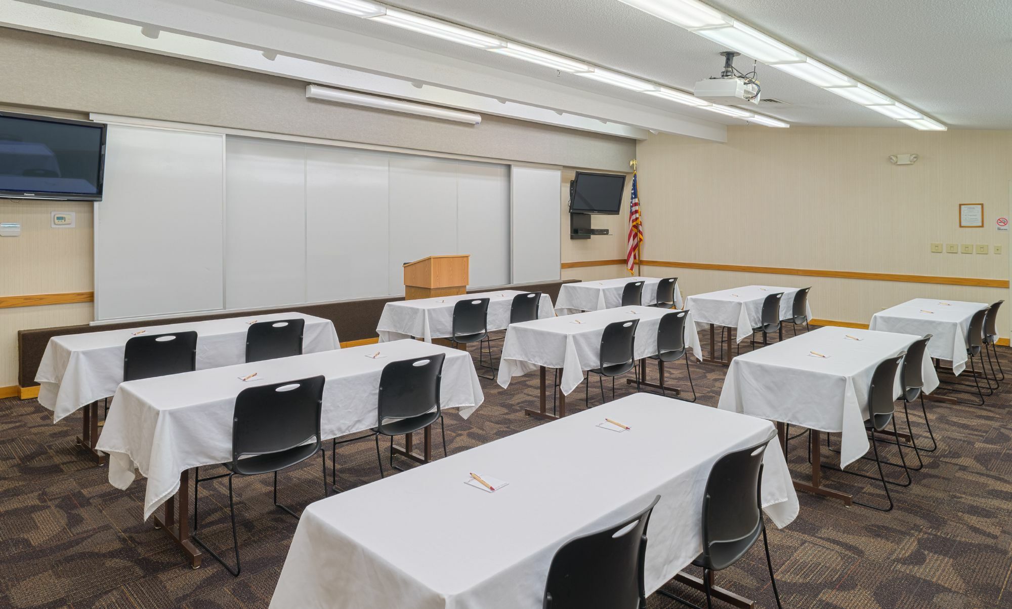 Livinn Hotel Cincinnati North/ Sharonville Ngoại thất bức ảnh